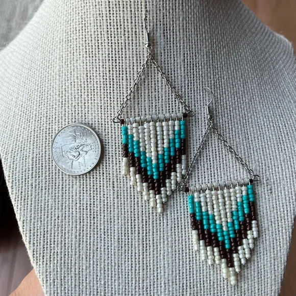 🤍Handmade Earrings 🤍 - Picture 5 of 6